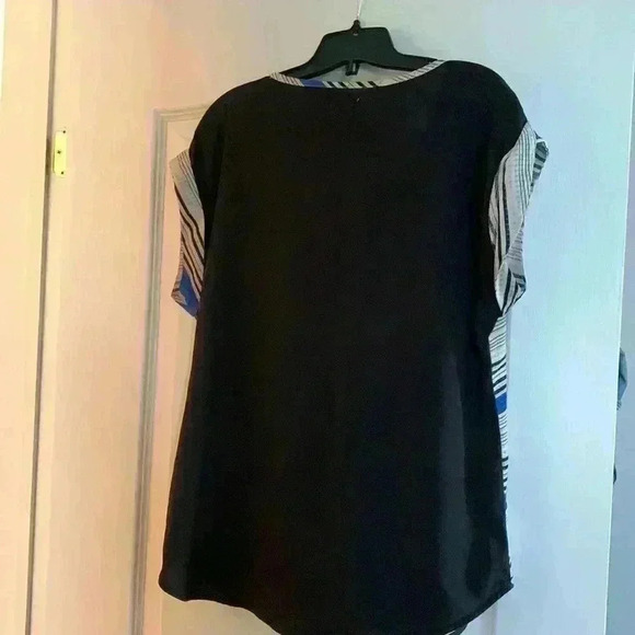 🔥🔥2/20$ Beautiful Antlia top. Back to school - Picture 6 of 6